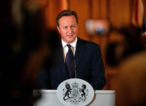 David Cameron, se reuni con su comit del gobierno para dar una solucin a asesinado de ciudadno