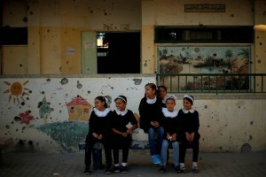 La ltima ofensiva israel ha causado enorme destruccin en los colegios tras 50 das de intensos bo