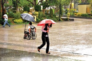 En la capital de Guerrero se presentaron lluvias torrenciales; los aguaceros han provocado afectacio