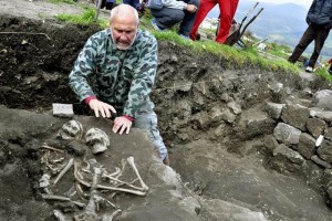 Se realizaba para evitar que el fallecido se transformara en vampiro