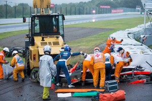 Jules Bianchi se estrell hacia el final sobre la pista