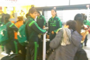 Las futbolistas en su llegada al Aeropuerto Internacional de la Ciudad de M�xico 