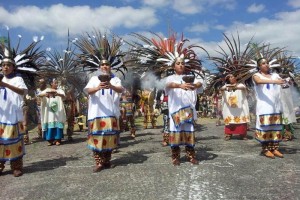 Teotihuacn inicia el fuego nuevo para los JCC 2014 Enriqueta Basilio encender el pebetero en el COM