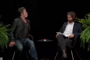 Zach le dijo a Pitt que si no le resultaba dif�cil mantener el bronceado... pues vive a la sombra de