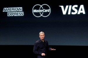 Sistema de pago mvil <i>Apple Pay</i> se estrena el lunes Apple asegura que los usuarios de iPhone podrn utilizar Apple Pay en 220 mil establecimientos de EU
