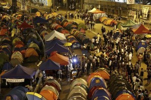 La medida cautelar para prohibir la ocupacin de Mong Kok fue emitida en respuesta a una demanda int