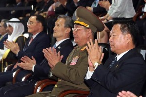 Representantes norcoreanos acudieron a la clausura de los Juegos Asiticos