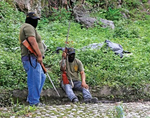 Encuentran otras 6 fosas en Iguala