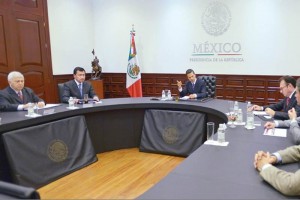 El presidente Enrique Pe�a Nieto se reuni� con los secretarios Emilio Chuayffet, Miguel �ngel Osorio
