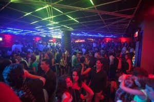 Mexicanos elevan ingresos de bares Mexicanos elevan ingresos de bares