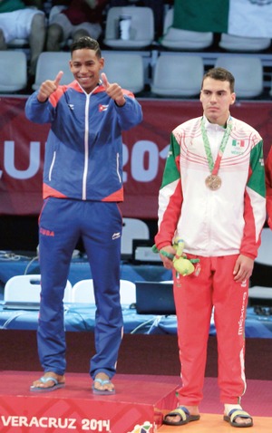 Slo Adriano desentona en la jornada de inicio Slo Adriano desentona en la jornada de inicio