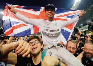 Hamilton se corona en plan de una leyenda Hamilton se corona en plan de una leyenda