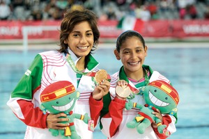 Estrella hace suya la plataforma; repite oro Estrella hace suya la plataforma; repite oro