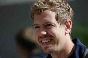 Sebastian Vettel posa para la foto