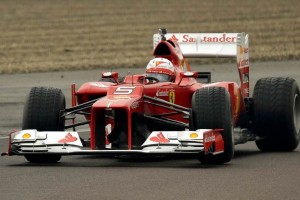 Vettel corri un  F2012 en el circuito privado de en Fiorano. 