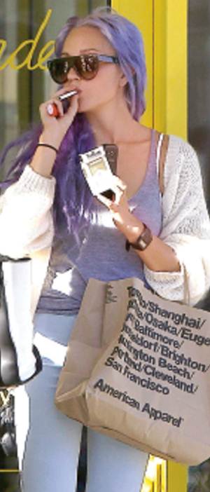 Amanda Bynes ahora fuma y seti�e el cabello