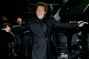 S�lo ofrecer� un concierto en Paraguay