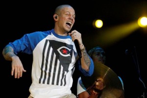 Calle 13 decidi� ofrecer un recital en el centro de Lima, luego de que fuera suspendido el concierto