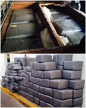 En el interior del veh�culo se encontraron 213 paquetes de hierba verde, cuyo peso fue de aproximada