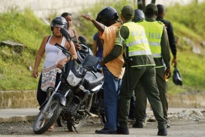 FARC piden paso seguro para liberar a rehenes