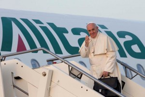 El papa Francisco parti hoy con destino a Estrasburgo, donde visitar el Parlamento Europeo y el Co