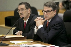 Tras la audiencia de este jueves, Perry declar que l simplemente ejerci su autoridad de veto. 