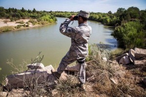 El gobernador Rick Perry orden la Operacin Frontera Segura en junio pasado, orientada a reforzar l