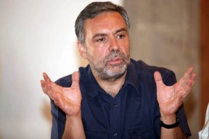 El ex lder de El Barzn renunci a su militancia perredista al considerar que el PRD perdi el rumb