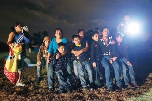 Imagen del pasado 25 de junio que muestra a un grupo de jvenes migrantes de Honduras y El Salvador 