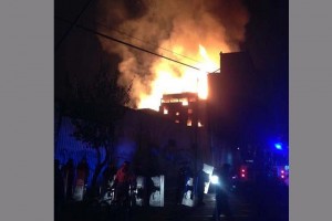 Aspecto del incendio en una f�brica de la delegaci�n Cuauht�moc