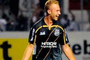 El brasile�o es el primer refuerzo del Cruz Azul de cara al Clausura 2015