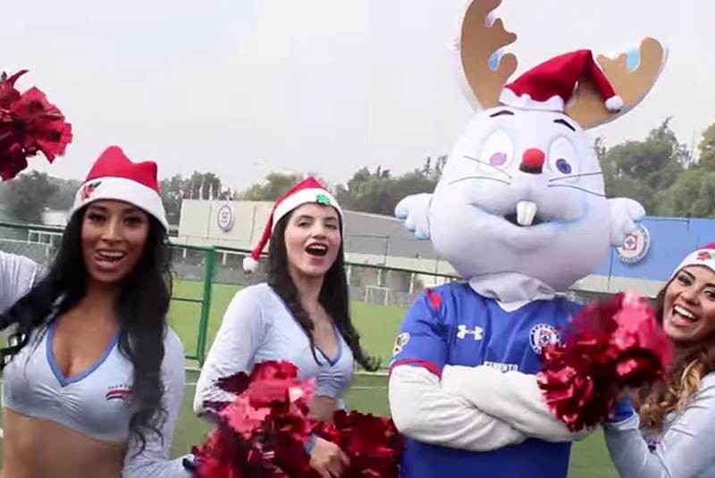 El Universal - Deportes - Video Porristas de Cruz Azul te desean una Feliz  Navidad