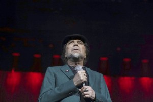 REGRESO. Cinco aos haca que el cantante Joaqun Sabina no se encontraba en solitario con su expectante pbl