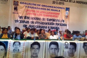 Padres de los 42 normalistas desaparecidos hicieron un llamado a la unidad y a crear una sola 'fuerz