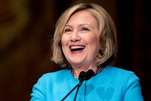 Segn el sondeo, Clinton arrasara a los posibles candidatos republicanos entre los electores latino