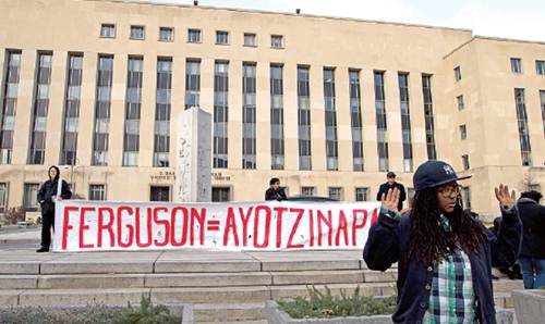 Protestan miles contra violencia policial en EU