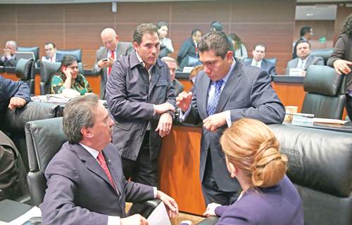 Senadores aprueban reforma poltica del DF