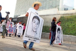 Padres que buscan a sus hijos desaparecidos en Iguala, Guerrero, acudieron al Senado de la Repblica