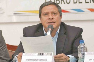 El diputado Alejandro Ojeda Anguiano descart que Jess Valencia Guzmn renuncie a su cargo como jef