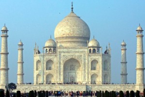Cientficos descubren por que el Taj mahal cambio de color en los ltimos aos Los cientficos intentarn crear productos de alta tecnologa para conseguir una limpieza eficaz