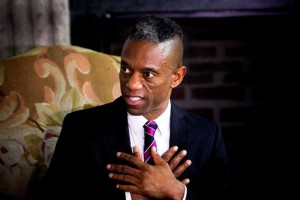 CONFERENCIA. Con ms de 20 aos de trayectoria, Earl Thomas, quien ha conquistado al pblico en Estados Unidos y