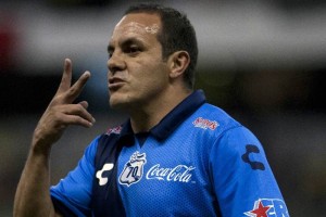 Cuauhtmoc Blanco entro al minuto 77 del juego entre Amrica contra Puebla