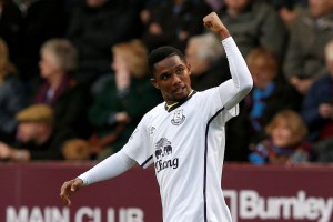 El delantero camerun�s celebra un gol en la Premier League