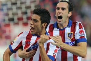 Ra�l Jim�nez celebra la �nica anotaci�n que ha conseguido en la Liga de Espa�a