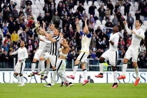 Pogb� y Lichtsteiner fueron los anotadores. 