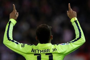 Neymar celebra uno de sus dos anotaciones conseguidas ante el Atl�tico de Madrid