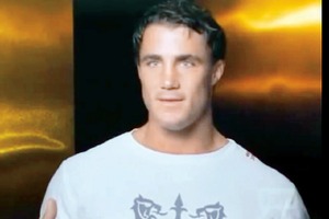 Actor del programa Work Out muere arrollado por un tren Actor del programa Work Out muere arrollado por un tren