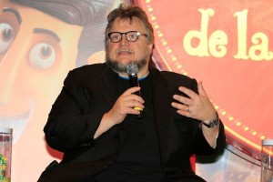 Para poder ser inducido en el Saln de la Fama del Cine de Texas, el mexicano Guillermo del Toro, di