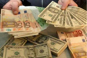 El euro se ofrece hasta en 18.35 pesos y se adquiere en un mnimo de 17.05 pesos