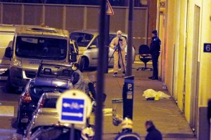 En el atentado contra el semanario satrico francs han muerto 12 personas, entre ellos ocho periodi